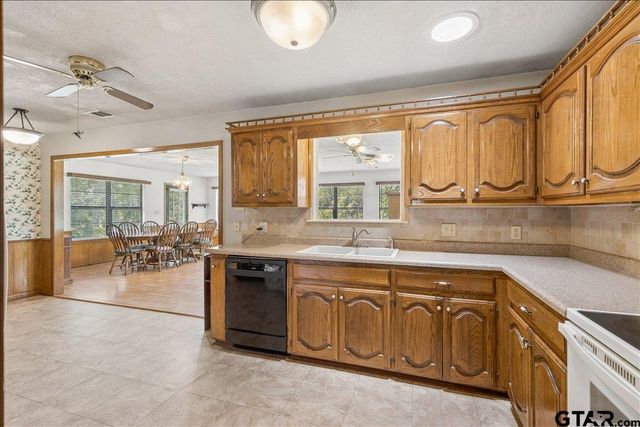 1160 County Road 2425, Mineola, TX 75773