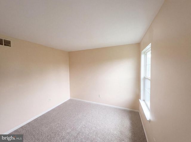 32 LEENA LN, Smyrna, DE 19977