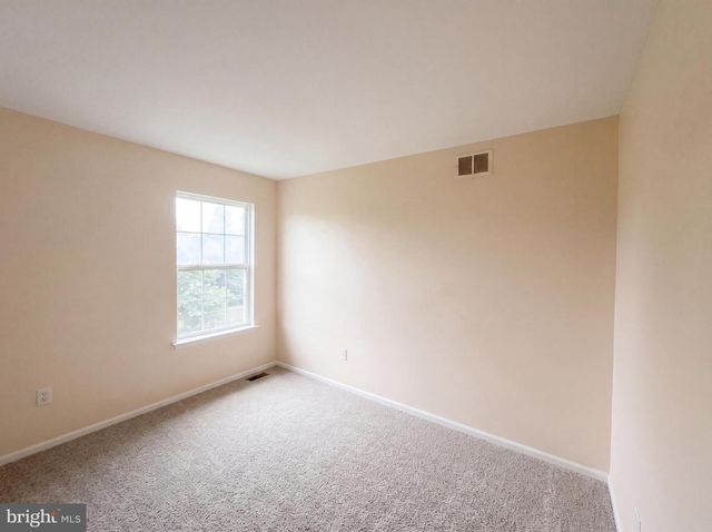 32 LEENA LN, Smyrna, DE 19977
