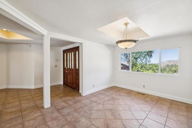 3120 Oak Leaf Court, Morgan Hill, CA 95037