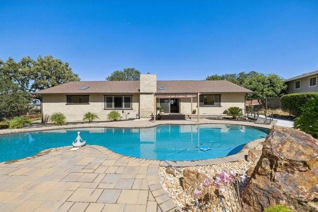 3120 Oak Leaf Court, Morgan Hill, CA 95037
