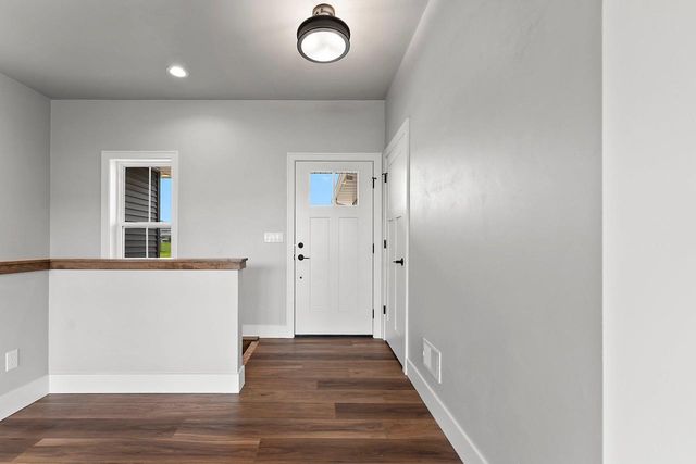 1430 DIVINITY DRIVE, De Pere, WI 54115