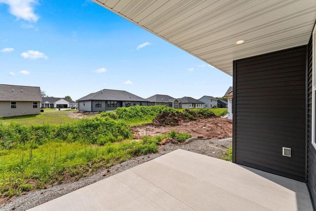 1430 DIVINITY DRIVE, De Pere, WI 54115