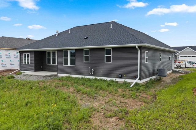 1430 DIVINITY DRIVE, De Pere, WI 54115