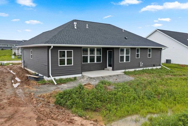 1430 DIVINITY DRIVE, De Pere, WI 54115