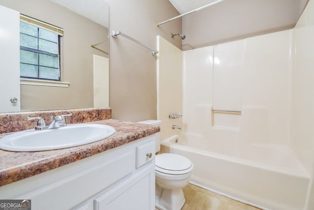 2187 Chestnut Bend, Lithia Springs, GA 30122