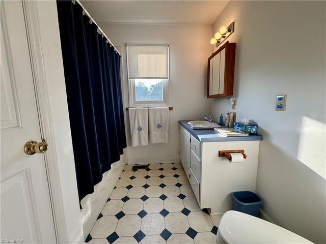 1933 Shoals Road, Pinnacle, NC 27043