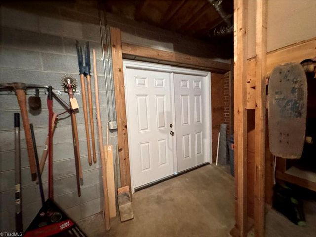 1933 Shoals Road, Pinnacle, NC 27043