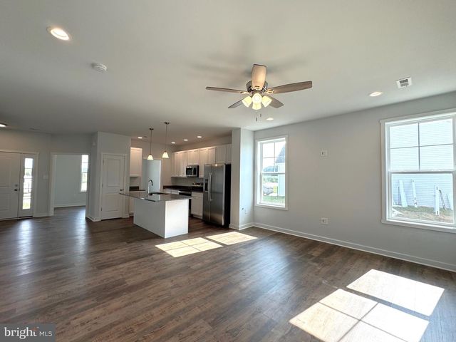 168 SANTIAGO CIR, Martinsburg, WV 25403