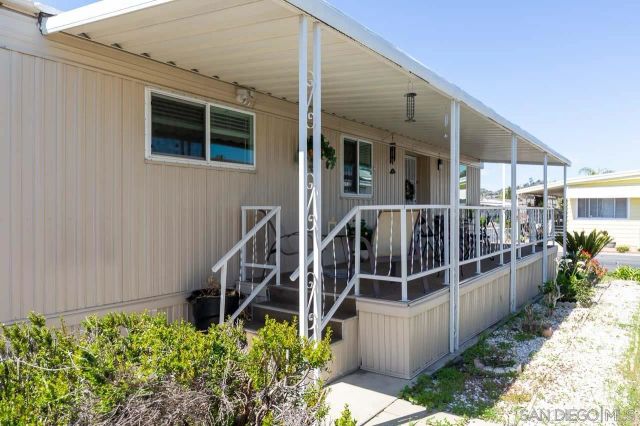 2280 E Valley Parkway East 75, Escondido, CA 92027