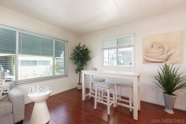 2280 E Valley Parkway East 75, Escondido, CA 92027