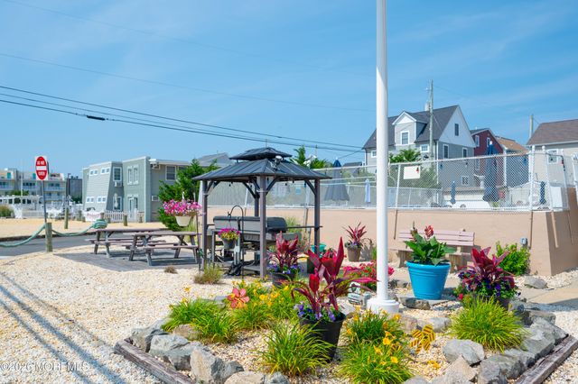 1681 Route 35 N 5, Ortley Beach, NJ 08751
