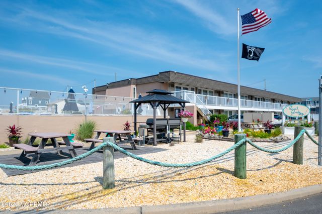 1681 Route 35 N 5, Ortley Beach, NJ 08751