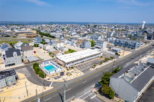 1681 Route 35 N 5, Ortley Beach, NJ 08751
