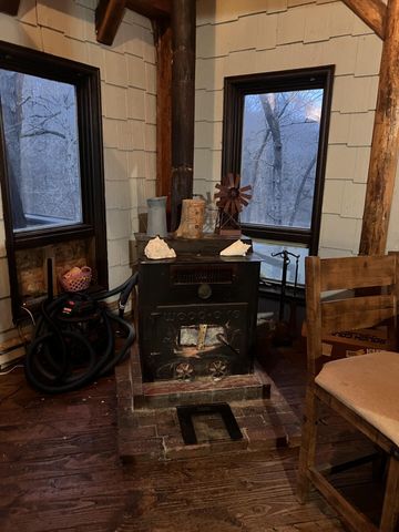 150 Oaks Road, Eucha, OK 74342