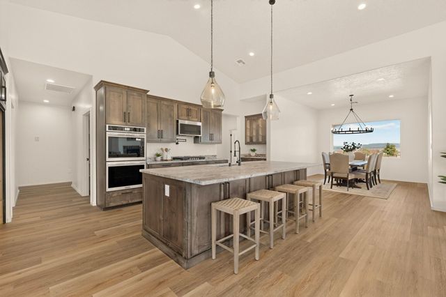 1710 Leon Court NE, Rio Rancho, NM 87144