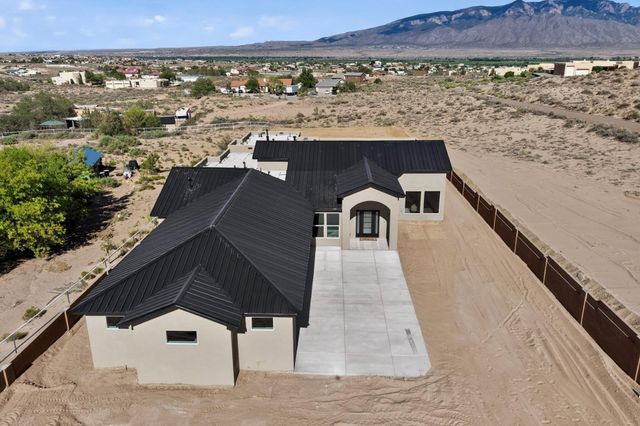 1710 Leon Court NE, Rio Rancho, NM 87144