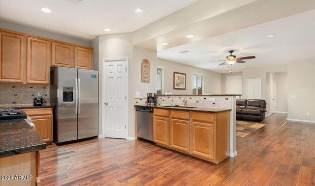 5412 W FETLOCK Trail, Phoenix, AZ 85083