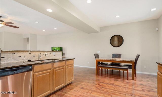 5412 W FETLOCK Trail, Phoenix, AZ 85083