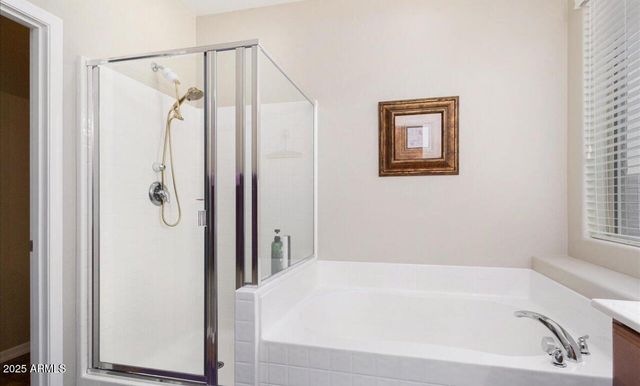 5412 W FETLOCK Trail, Phoenix, AZ 85083