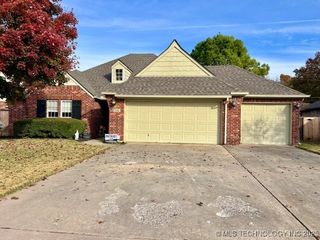 7351 E 119th Street S, Bixby, OK 74008