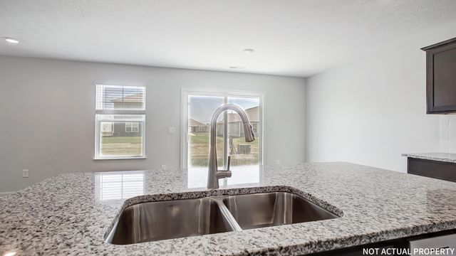 28 Mead Mill Drive, Ashville, OH 43103
