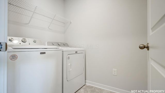 28 Mead Mill Drive, Ashville, OH 43103