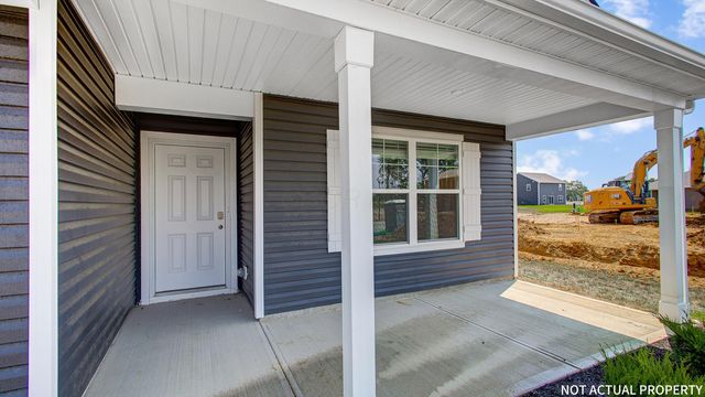 28 Mead Mill Drive, Ashville, OH 43103