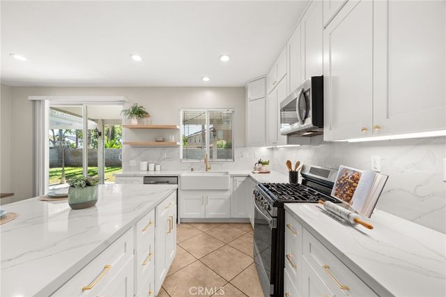 6795 Wells Springs, Eastvale, CA 91752