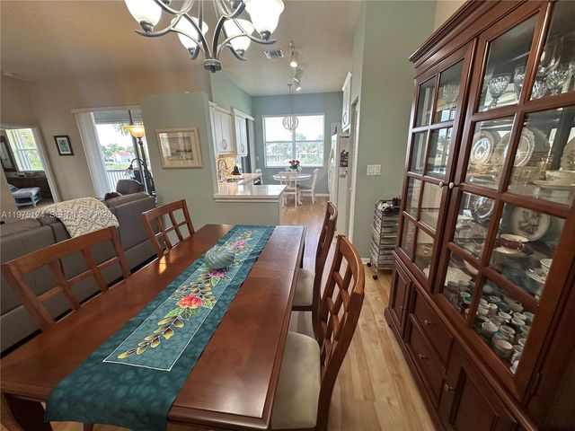 14911 SW 15th St 14911, Pembroke Pines, FL 33027