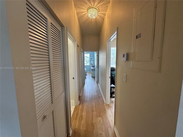 14911 SW 15th St 14911, Pembroke Pines, FL 33027