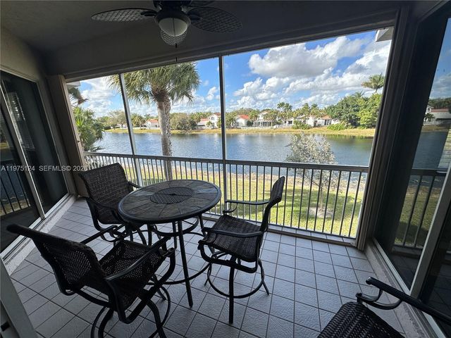 14911 SW 15th St 14911, Pembroke Pines, FL 33027