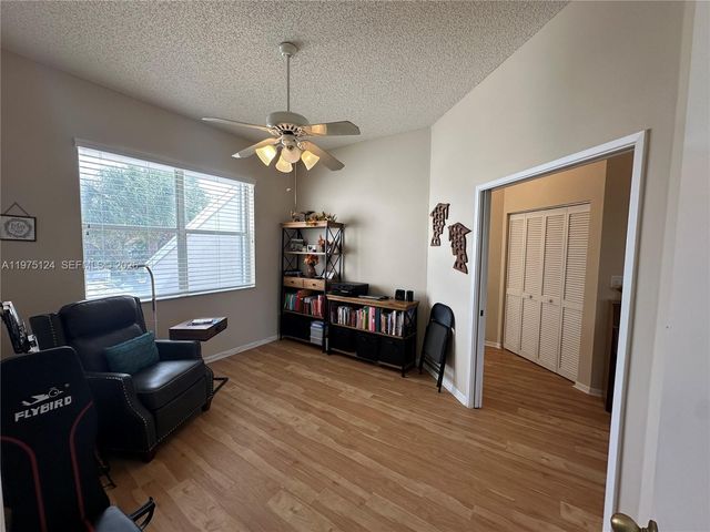 14911 SW 15th St 14911, Pembroke Pines, FL 33027