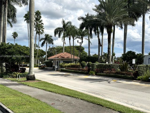 14911 SW 15th St 14911, Pembroke Pines, FL 33027