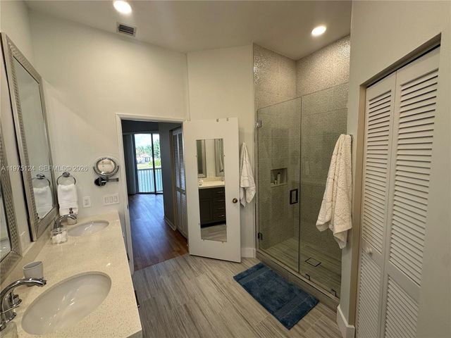 14911 SW 15th St 14911, Pembroke Pines, FL 33027