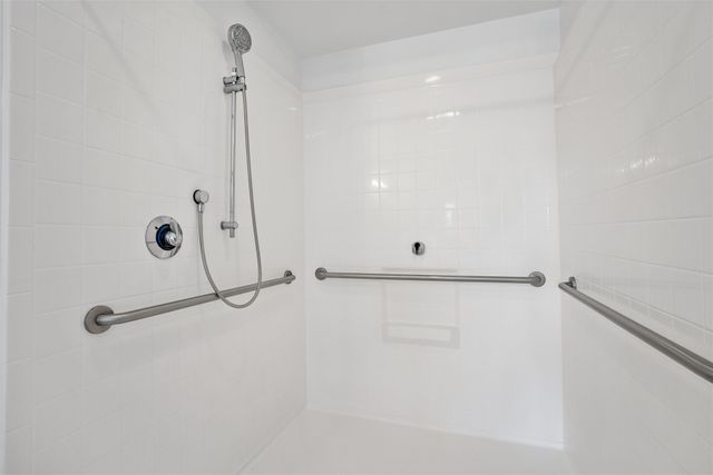 5720 SE 35th Street, Des Moines, IA 50320