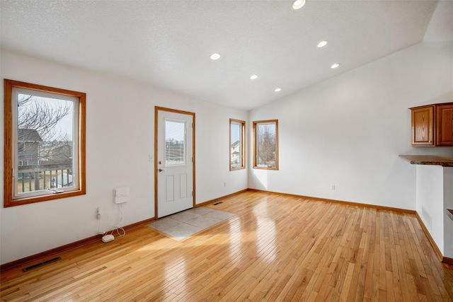 5720 SE 35th Street, Des Moines, IA 50320