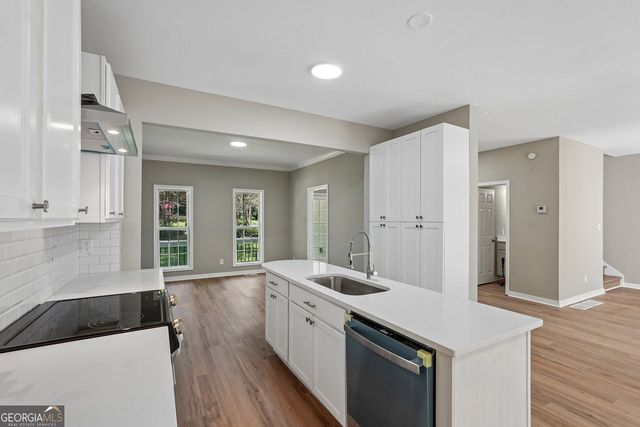 161 Lake Ridge Drive, Newnan, GA 30263