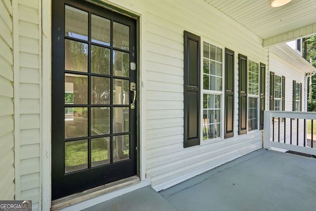 161 Lake Ridge Drive, Newnan, GA 30263