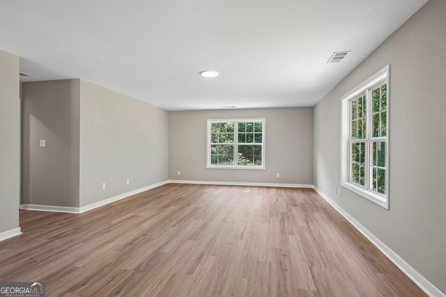 161 Lake Ridge Drive, Newnan, GA 30263