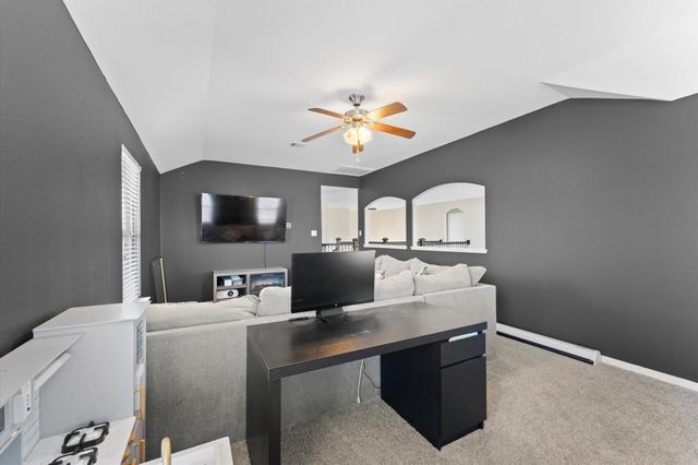 3002 Hurst Green Lane, Fresno, TX 77545