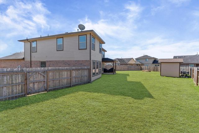 3002 Hurst Green Lane, Fresno, TX 77545