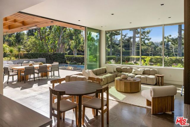 13120 Nimrod Place, Los Angeles, CA 90049