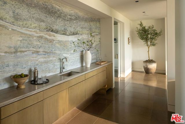 13120 Nimrod Place, Los Angeles, CA 90049