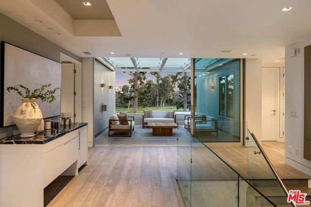 13120 Nimrod Place, Los Angeles, CA 90049