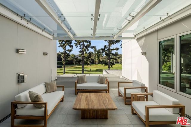 13120 Nimrod Place, Los Angeles, CA 90049