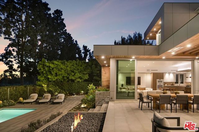 13120 Nimrod Place, Los Angeles, CA 90049