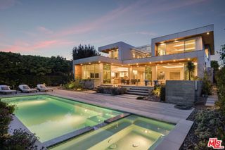 13120 Nimrod Place, Los Angeles, CA 90049