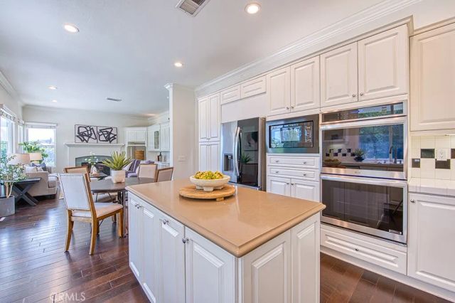 30 Eisenhower Lane Lane, Coto De Caza, CA 92679