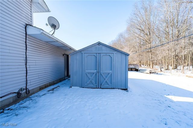 674 Angiline Drive, Youngstown, OH 44512